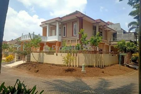 Dijual Rumah Mewah Posisi Hook di Araya Taman Golf Malang