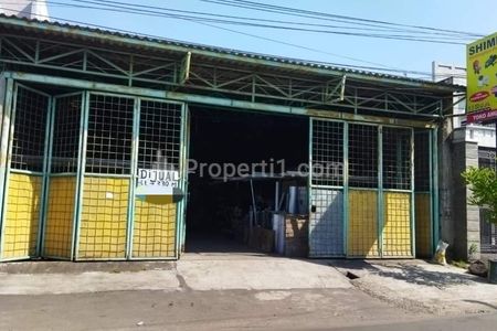 Dijual Gudang Sangat Strategis Nempel Jalan Raya Pusat Perbelanjaan Persekolahan di Cirebon