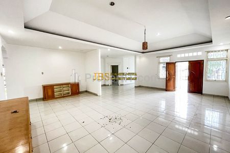 Jual Rumah 1.5 Tingkat Siap Huni di Komplek Citra Wisata Jalan Karya Wisata Medan