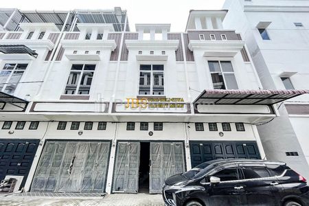 Dijual Rumah di Komplek Mentari Permata Jalan Karya Bakti Medan Kondisi Kosong