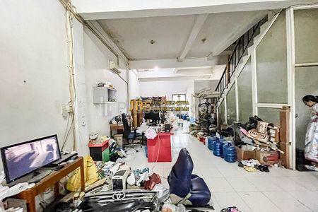 Dijual Ruko 4 Tingkat Kondisi Siap Huni di Jalan Karya Wisata Medan