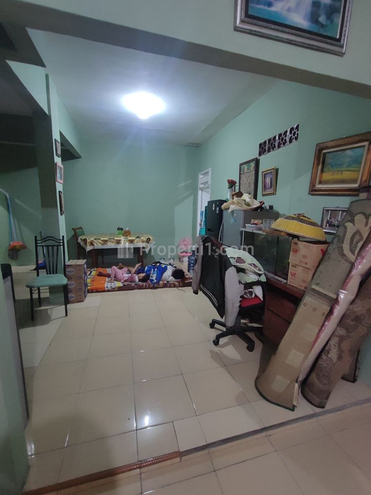 Dijual BU Rumah 2 Lantai di Perumnas Depok 1, Depok
