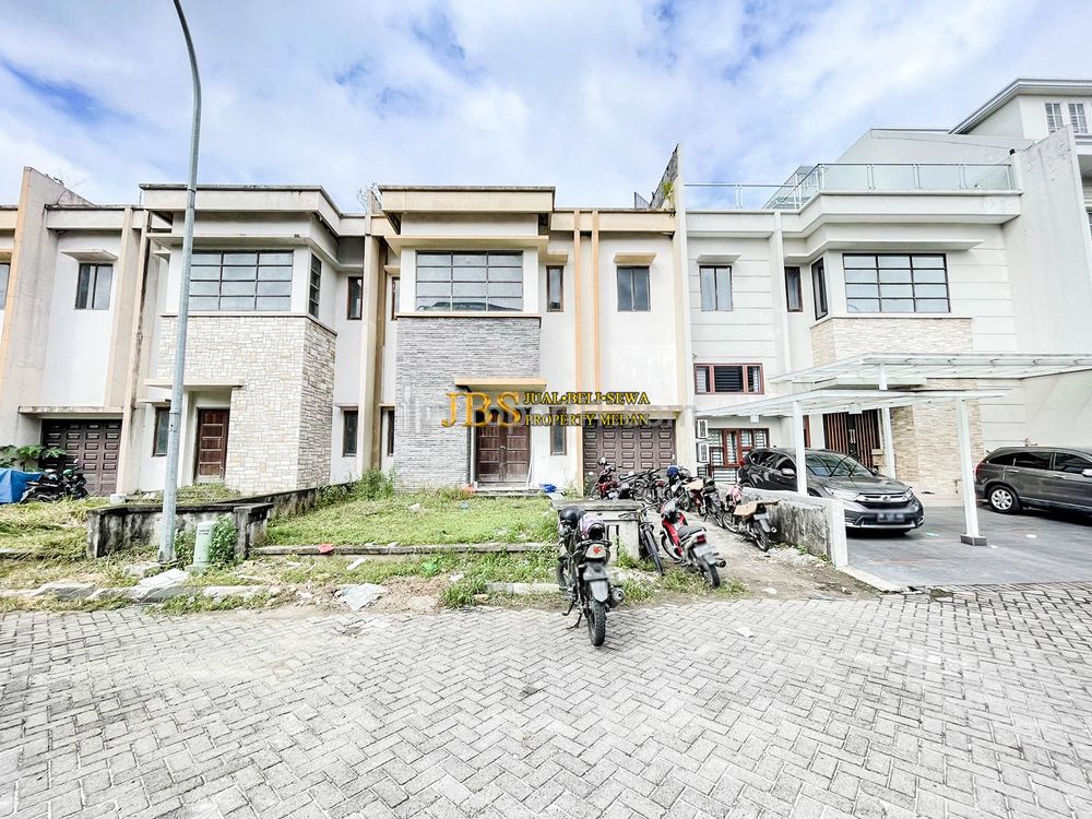Dijual Rumah 2.5 Tingkat di Komplek River View Polonia Jalan Adi Sucipto Medan
