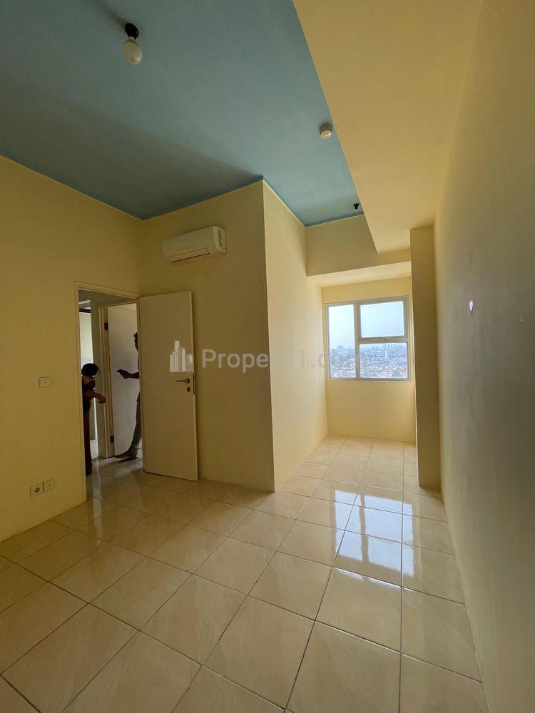 Disewakan Tahunan Apartemen Seasons City Type 2 BR Unfurnished (Kosongan) di Grogol Jakarta Barat