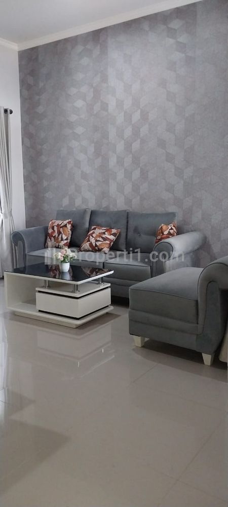 Dijual Rumah Mewah Garasi 2 Mobil di Matraman, Jakarta Timur