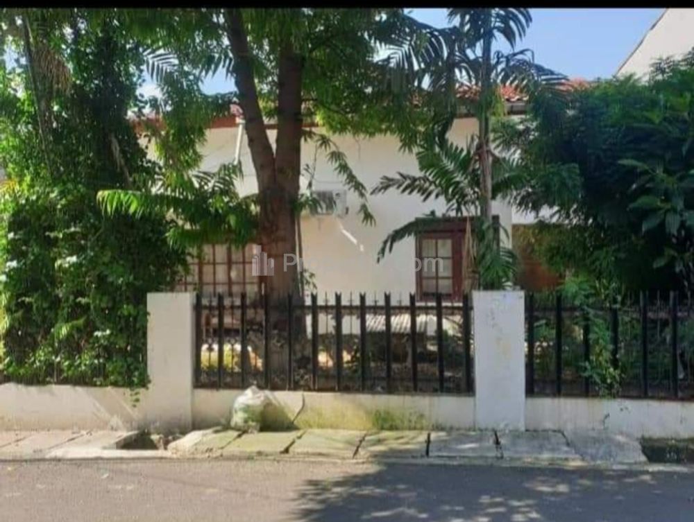 Jual Rumah Strategis di Saharjo Jakarta Selatan