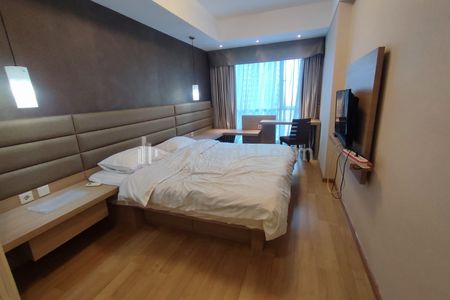 Disewakan 2 Kamar Tidur, 2 Kamar Mandi Lantai Tinggi di Apartemen Casa Grande Residence - Jakarta Selatan