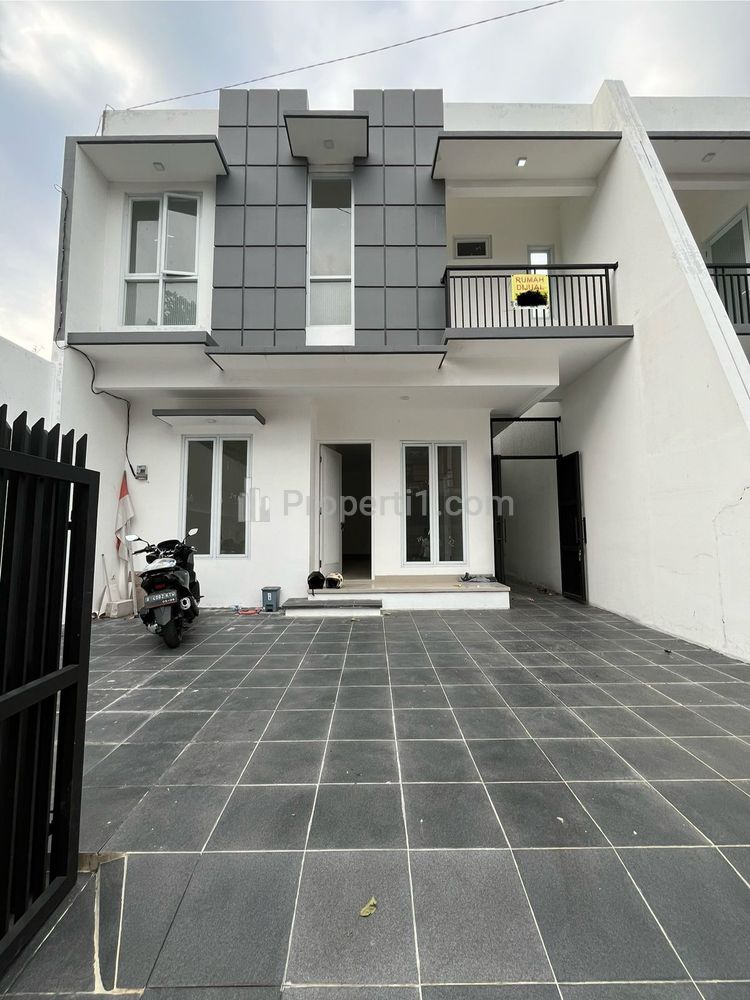 Dijual Rumah Baru Siap Huni 2 Lantai dekat Tol dan LRT Jatiwaringin, Pondok Gede, Bekasi