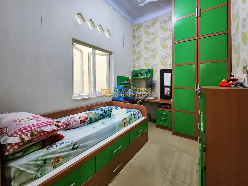 Jual Rumah 2.5 Tingkat Siap Huni Lux di Komplek Cemara Asri Jalan Camelia Medan