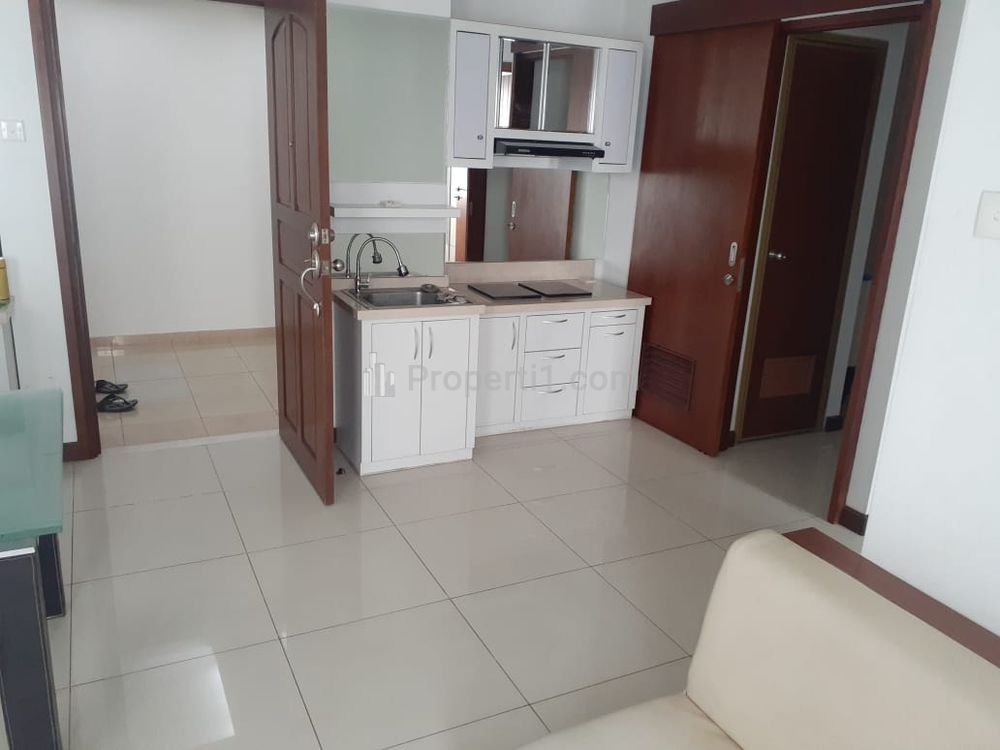 Disewakan Apartemen Waterplace Residence  Tipe Penthouse 3+1 Kamar Tidur Full Furnished Tower E Dekat Pakuwon Mall, PTC, Supermall