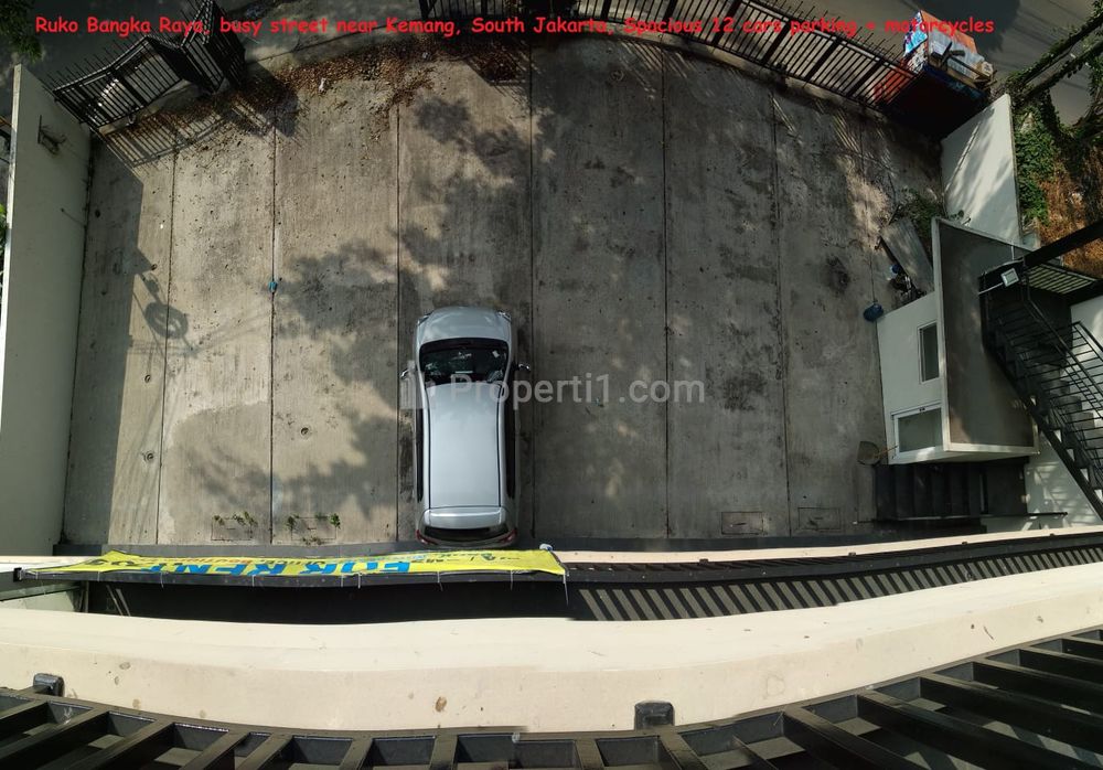 Disewakan Ruko Kawasan Komersial di Bangka Raya, Kemang, Jakarta Selatan