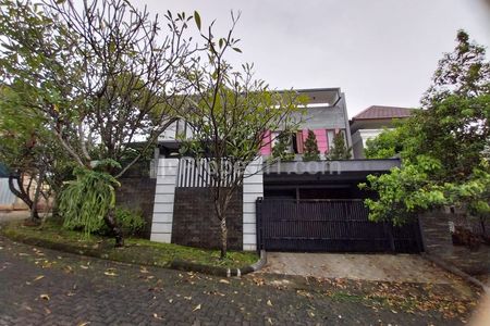 Jual Rumah Mewah Murah 3 Lantai Bonus Furniture di Komplek Villa Cinere Mas Tangsel - Perbatasan Lebak Bulus Jaksel & Cinere Depok