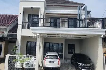 Jual Rumah Minimalis 2 Lantai di Perum Oma Campus Malang