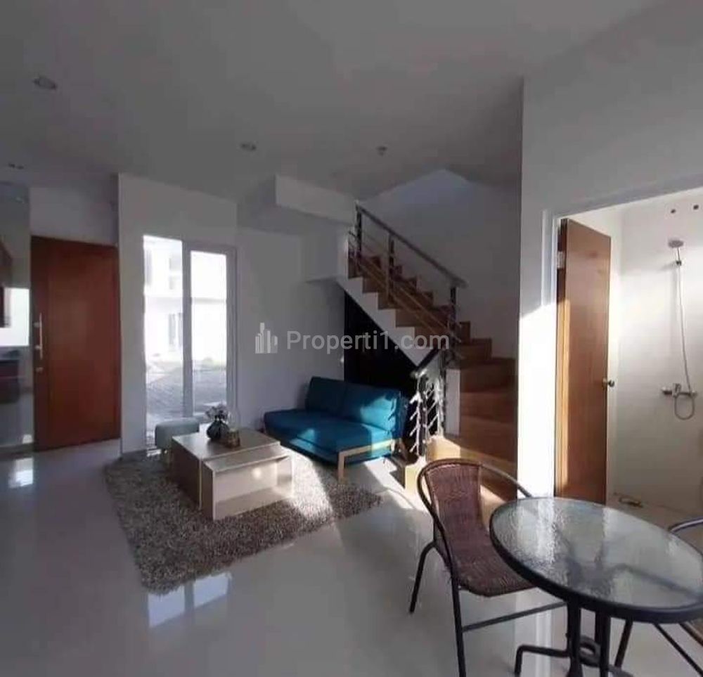 Dijual Rumah Ready dekat G. Walk Citraland Surabaya Barat