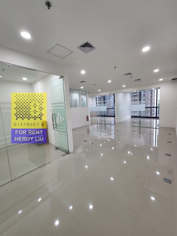 Dijual Cepat Office District 8 SCBD Jakarta Luas 141 Sqm Semi Furnished
