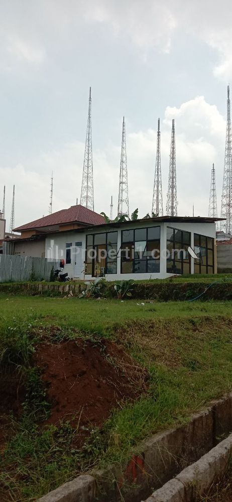 Jual Rumah Mewah Nuansa Villa Termurah Dekat ke Kota Cimahi