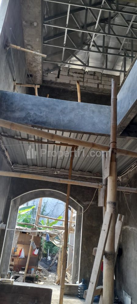 Dijual Rumah Mewah Classic Lumbungsari Supriyadi Semarang