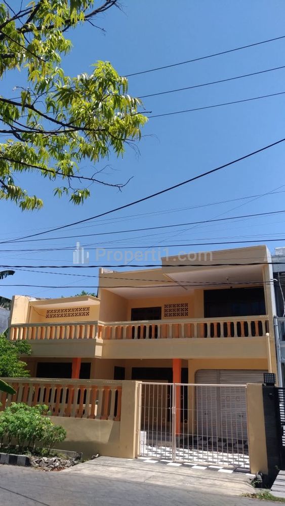 Sewa Rumah Bagus Siap Huni di Kendangsari Surabaya 