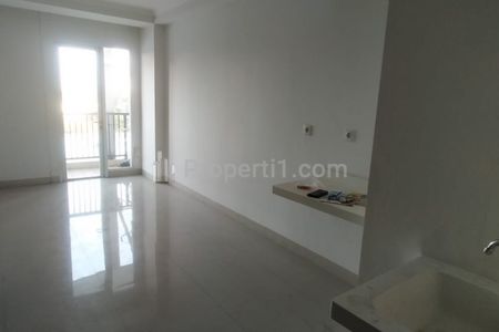 Dijual Apartemen Signature Park Grande 2 BR Unfurnished Low Floor