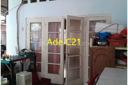 Dijual Rumah Kost-kostan Aktif dan Area Usaha Berupa Restoran, Tanah Abang, Jakarta Pusat