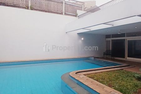 Disewakan Rumah di Lokasi Premium, Senayan Kebayoran Baru Jakarta Selatan