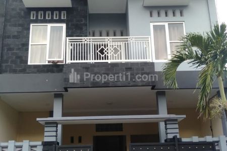 Dijual Rumah Kost Aktif Full 18 Kamar Depan UMM di Landungsari Malang