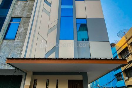 Dijual Rumah Kost 23 Kamar Full Furnished Full Terisi Selangkah ke Halte Bus TransJakarta di Jakarta Pusat