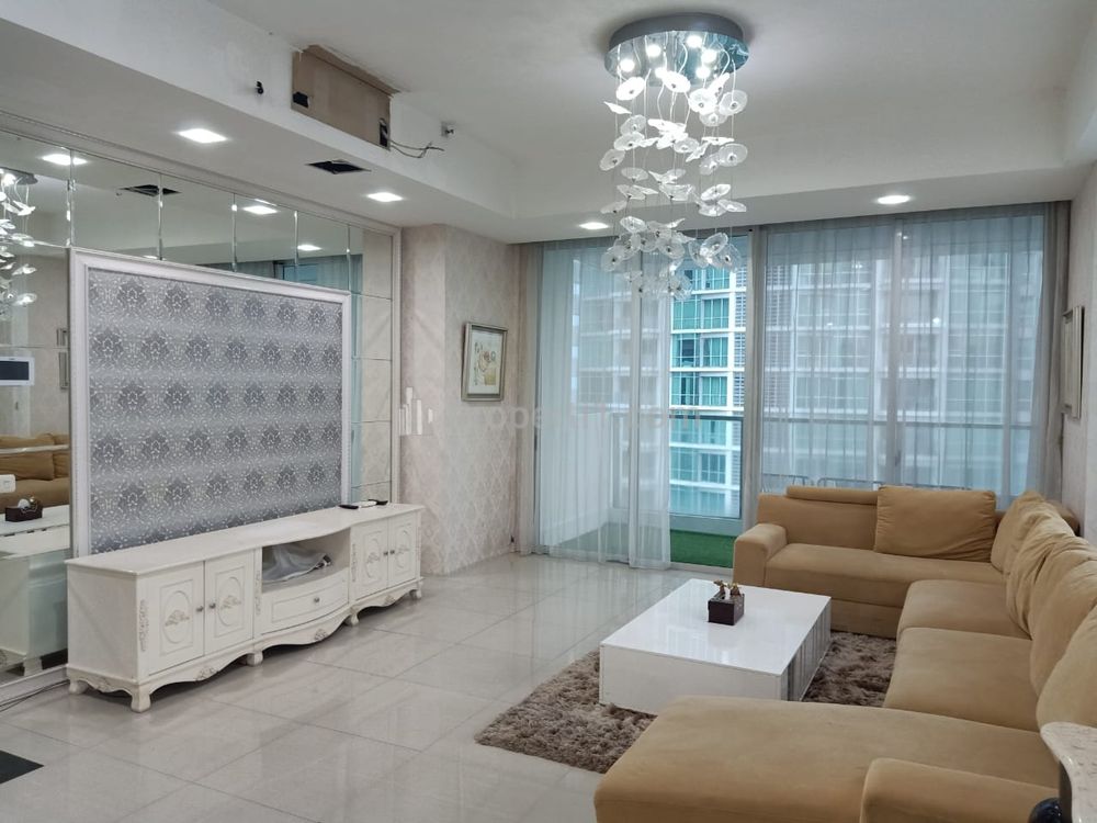 Disewakan Unit Apartemen 3+1 Bedroom Fully Furished di Kemang Village Residence Tower Tiffany