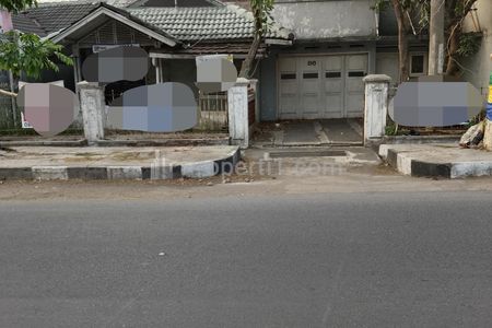 Dijual Rumah Cocok untuk Usaha di Terusan Jakarta Antapani Bandung