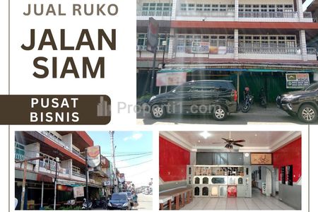 Dijual Ruko 3 Lantai di Jalan Siam Kota Pontianak, 4 Kamar Tidur, 3 Kamar Mandi