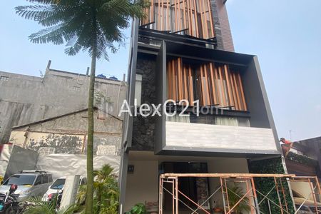 Dijual Rumah Cluster Baru Town House di Tegal Parang, Mampang, Jakarta Selatan