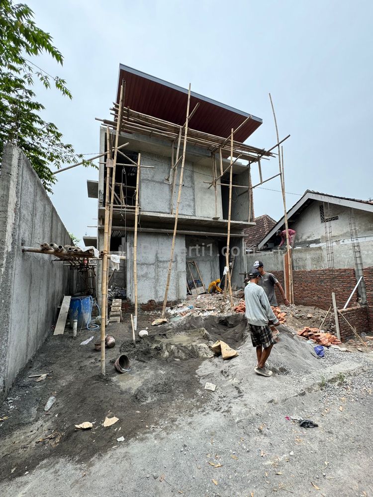 Dijual Rumah Baru Modern Kontemporer Full Furnish di Purwomartani Sleman