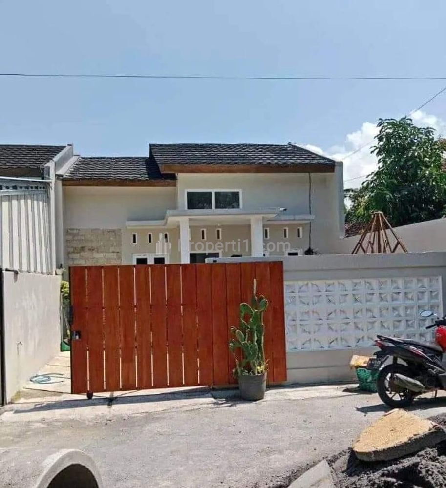 Dijual Rumah Baru Murah Minimalis dalam Cluster Utara SMK 1 Seyegan Sleman