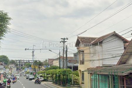 Dijual Rumah Strategis di Pusat Kota Yogyakarta Pinggir Jalan Raya