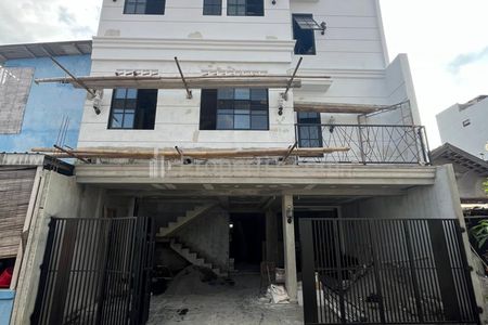 Dijual Paling Murah Kost Exclusive Baru 3 Lantai 14 Kamar di Condongcatur Depok Sleman Dekat AMIKOM, FE UII, UPN