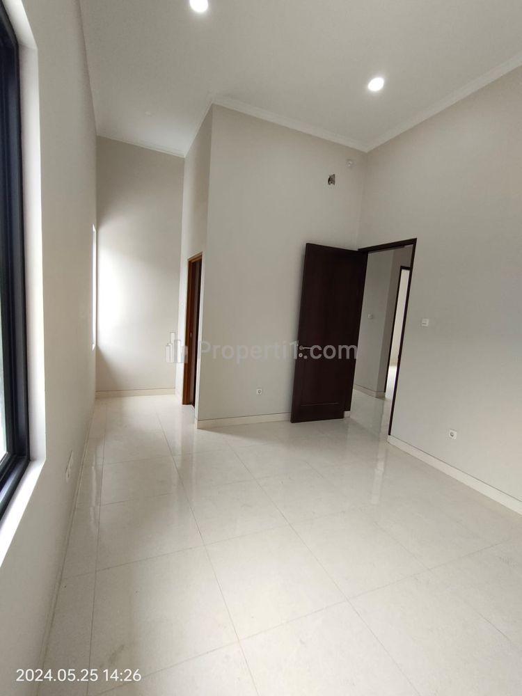 Dijual Rumah Baru Hook 2 Lantai di Villa Melati Mas Serpong BSD