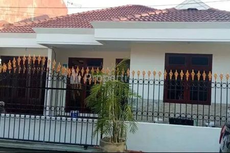 Jual Rumah Bagus di Klampis Semolo Timur Siap Huni Surabaya