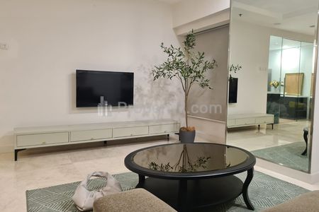 Sewa Luxurious Apartemen Somerset Permata Berlian – 2 + 1 BR Luas 120 m2 Modern & Fully Furnished