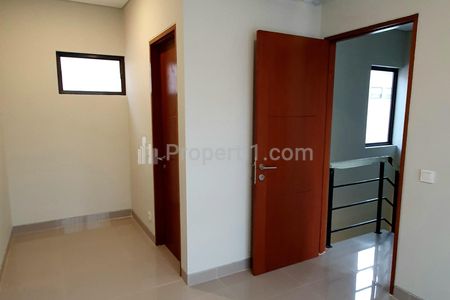 Dijual Rumah Cantik di Perumahan Premier Estate Bekasi