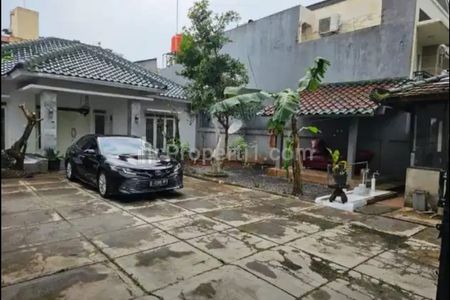 Rumah Disewakan Bisa untuk Kantor di Cipete, Jakarta Selatan