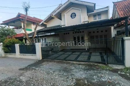 Dijual Rumah Mewah Tanah Halaman Luas di Jl. Kaliurang Km 5, Sleman - Dekat UGM