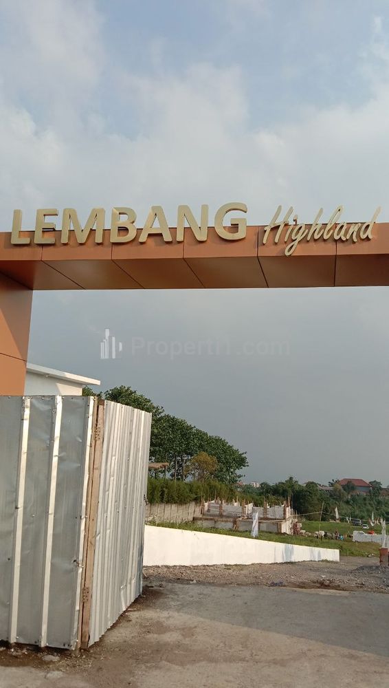 Dipasarkan Unit Rumah Mewah 2 Lantai SHM View Terbaik Udara Sejuk di Dekat Dusun Bambu Lembang, Bandung Barat