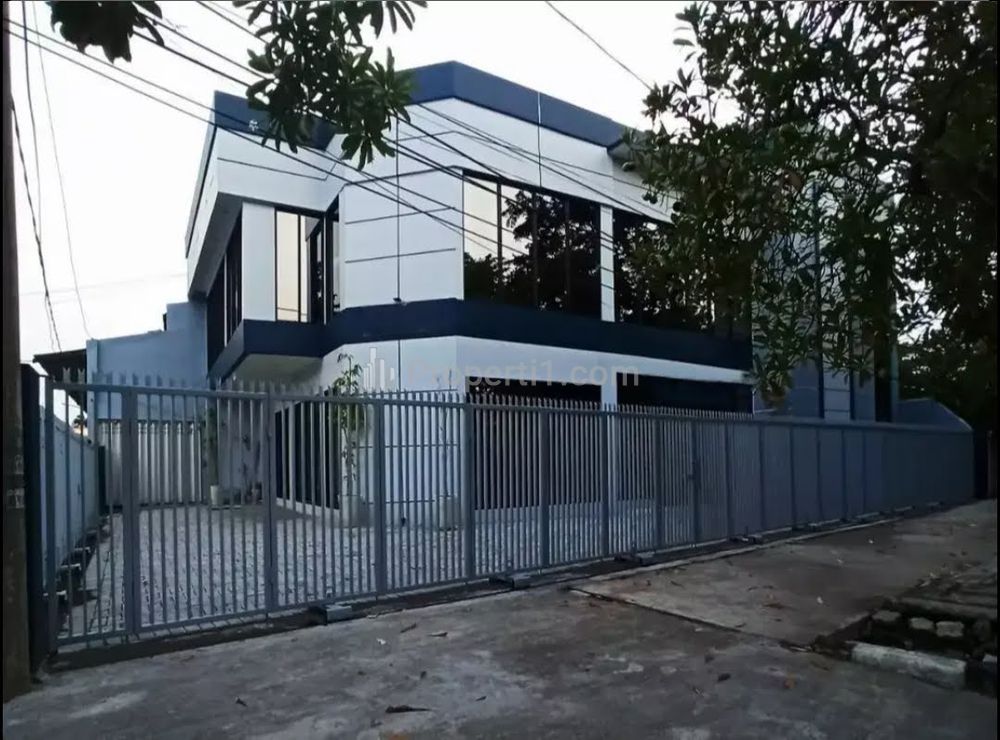 Ruang Usaha Disewakan di Jalan Kenjeran Surabaya Timur