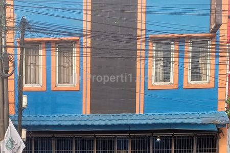 Dijual Ruko 2,5 Lantai di Depok, Lokasi di Pinggir Jalan Raya Bogor Km 30