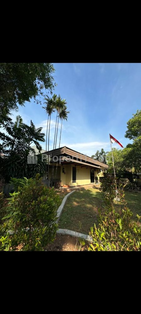 Jual Rumah di Taman Pakubuwono Kebayoran Baru, Dekat Sudirman, Plaza Senayan, Jakarta Selatan