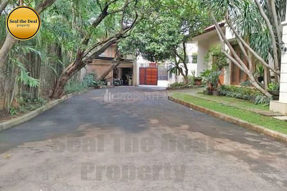 Disewakan Compound House di Area Cilandak Jakarta Selatan STD027