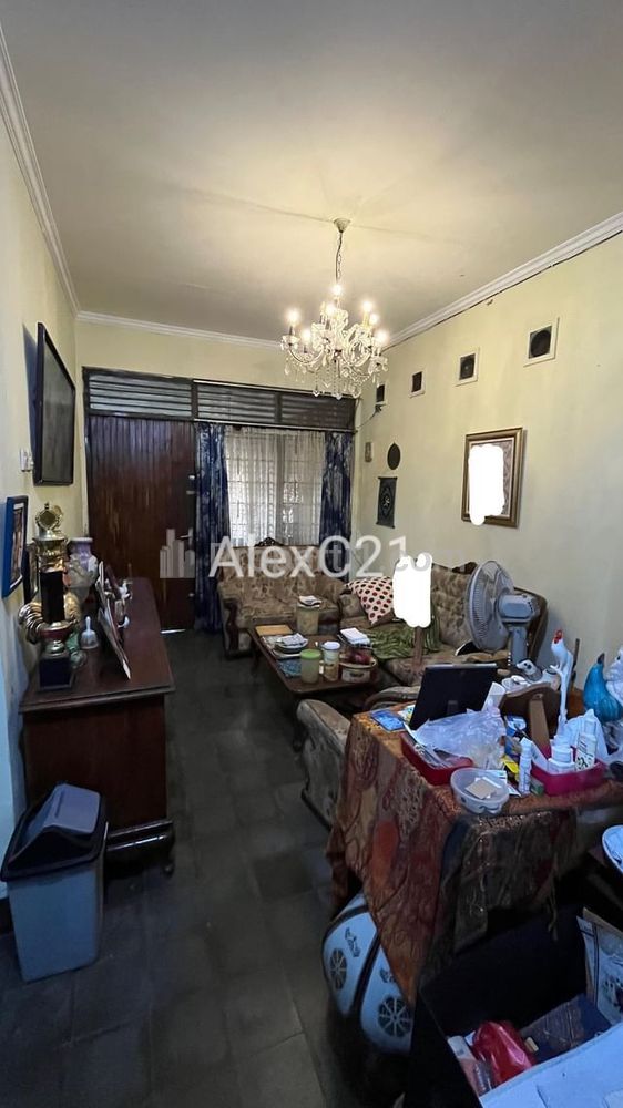 Dijual Rumah Tua Strategis Komplek di Kemanggisan 2 Menit dari Binus, Palmerah, Jakarta Barat