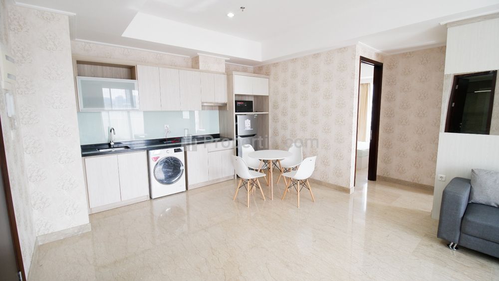Dijual Apartemen Mewah Menteng Park Cikini Jakarta Pusat - 3 BR Fully Furnished, Private Lift