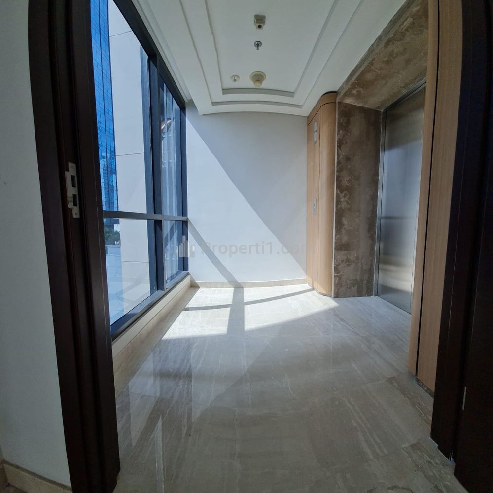 Private Lift