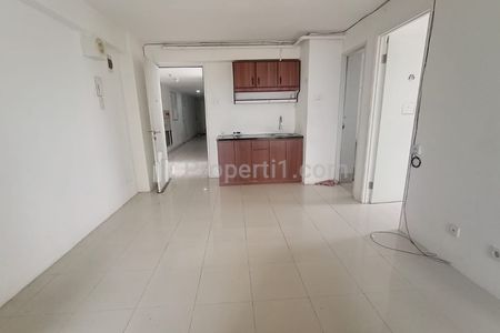 Sewa Murah Apartemen Bassura City Jakarta Timur, 3 BR Semi Furnish Lantai Rendah